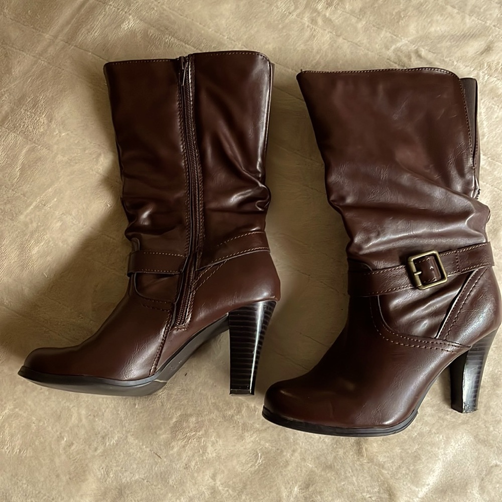 Women’s dress boots, Chocolate brown, size 7